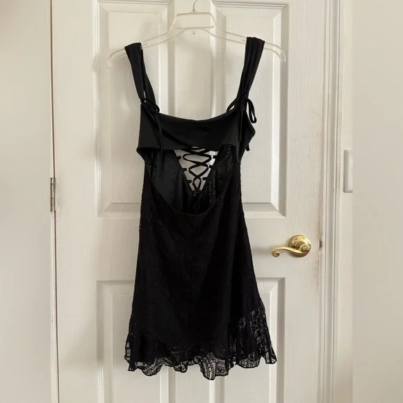 NEW Women Sexy Mini Dress Lace Hollow Out Dress Black Cutout Mini Dress - Picture 4 of 10